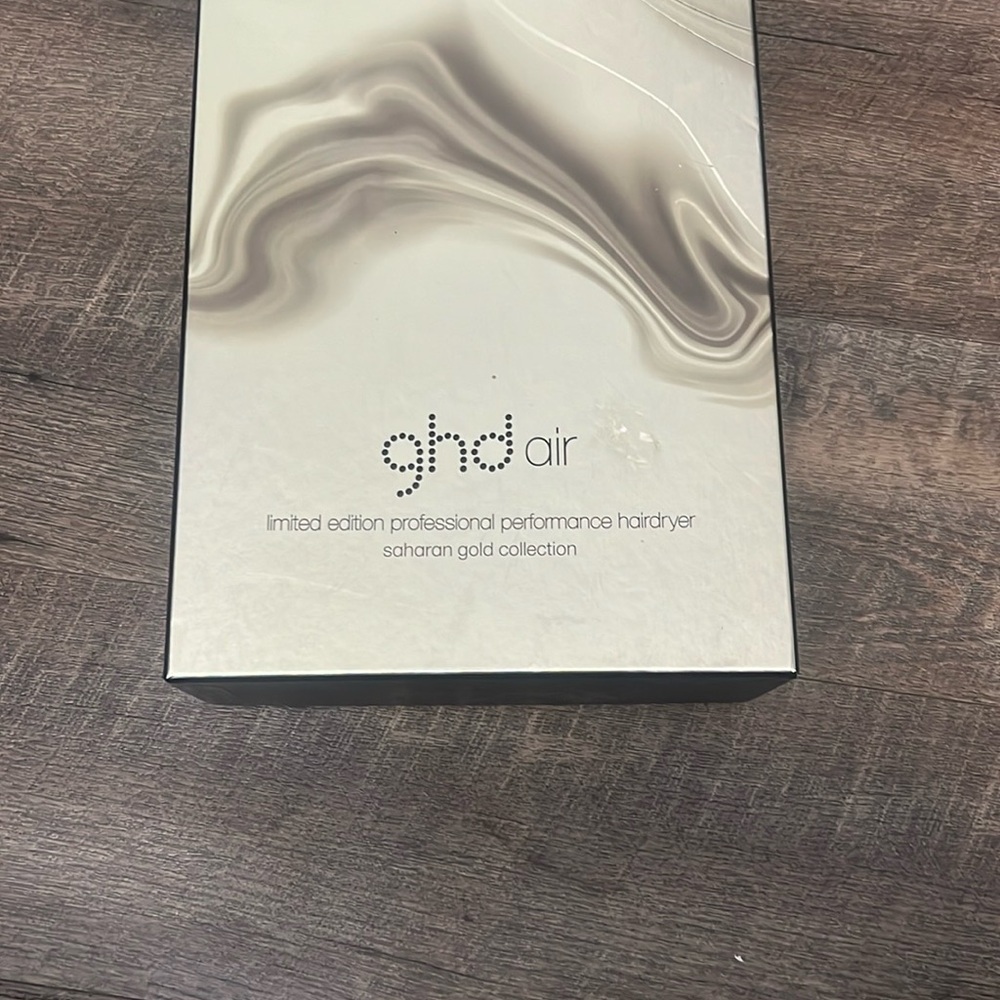 GHD Air Hairdryer - Saharan Gold Collection